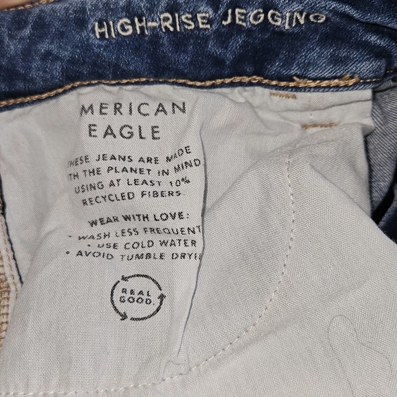 AE Next Level High-Waisted Ripped Jegging - 14 Regular - Picture 3 of 4